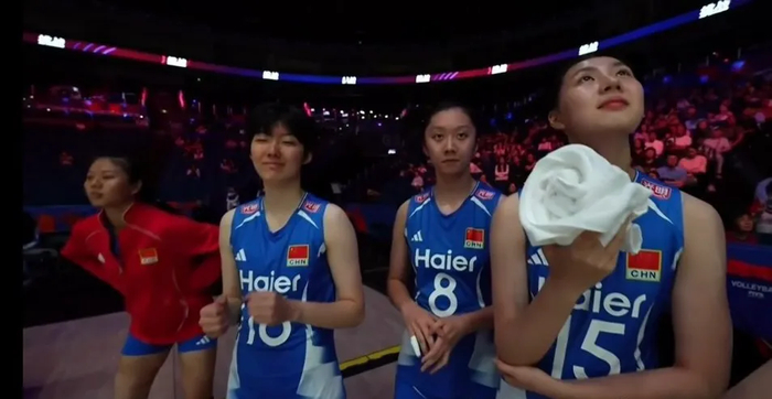 天博体育登录入口-输捷克绝非偶然！中国女排彻底走偏，排协别再甩锅年轻、甩锅饭圈|二传|世联赛|解盛钰|球迷|战术_新浪体育_新浪新闻
